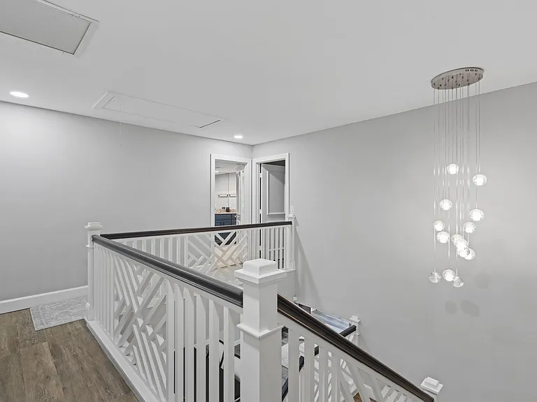 2435 Presidential Way #G — Photo 19