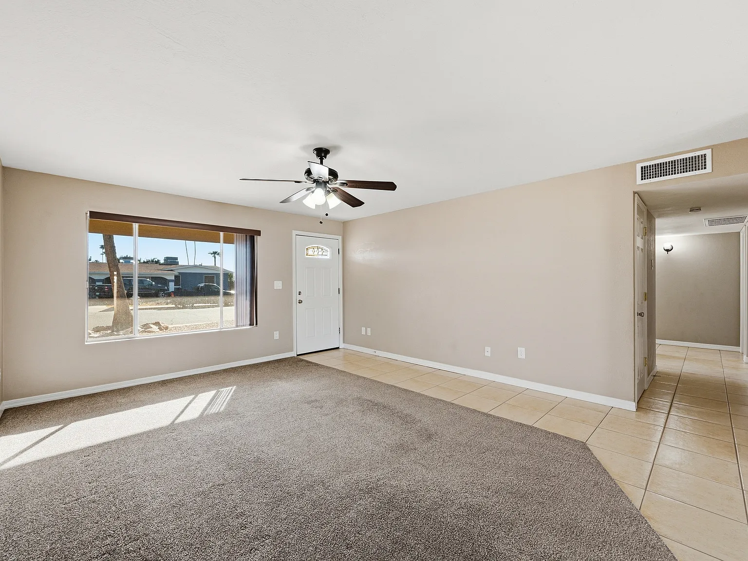 4 bed, 1456 sqft, $2,095 — Photo 2