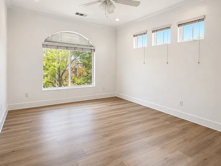 8000 Rose St — Photo 13