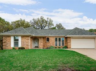 3117 Teakwood Dr, Bedford, TX 76021