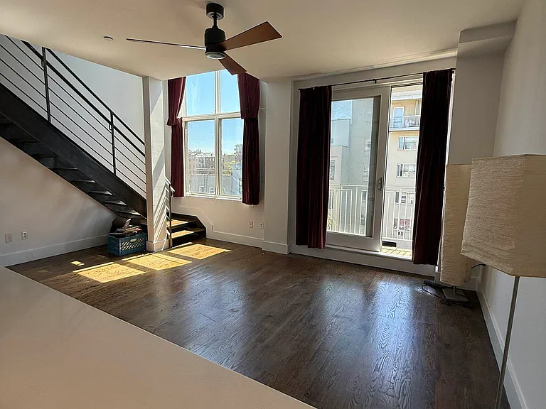 140 Degraw St #TOP — Photo 3