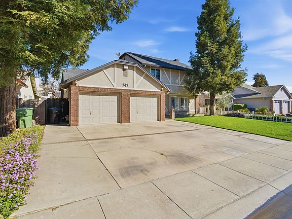 2nd image of 749 Nancy Dr