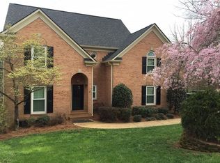 716 Sedgley Dr, Knoxville, TN 37922