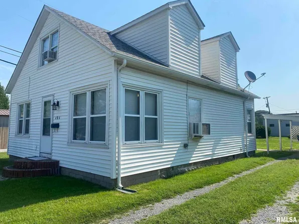 406 S Douglas St, West Frankfort, IL 62896