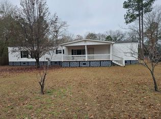 2581 Porter Rd, Cassatt, SC 29032