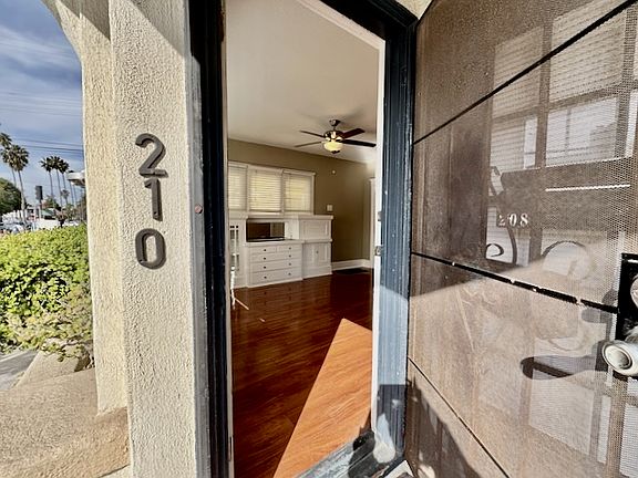 5th image of 210 Falcon Ave #210