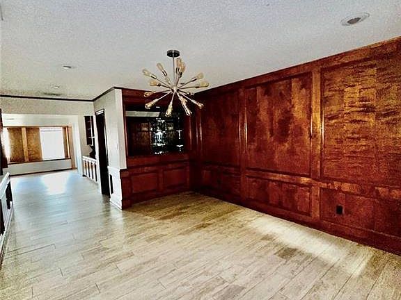 3rd image of 2036 S 5th St APT 10