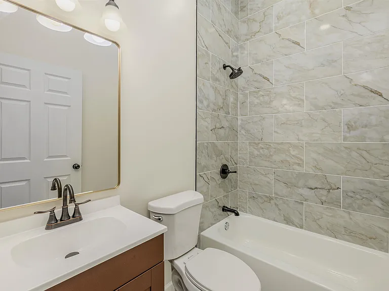 1061 Shaw Pl — Photo 14