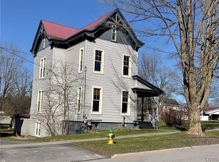 371 Putnam St, Waterville, NY 13480