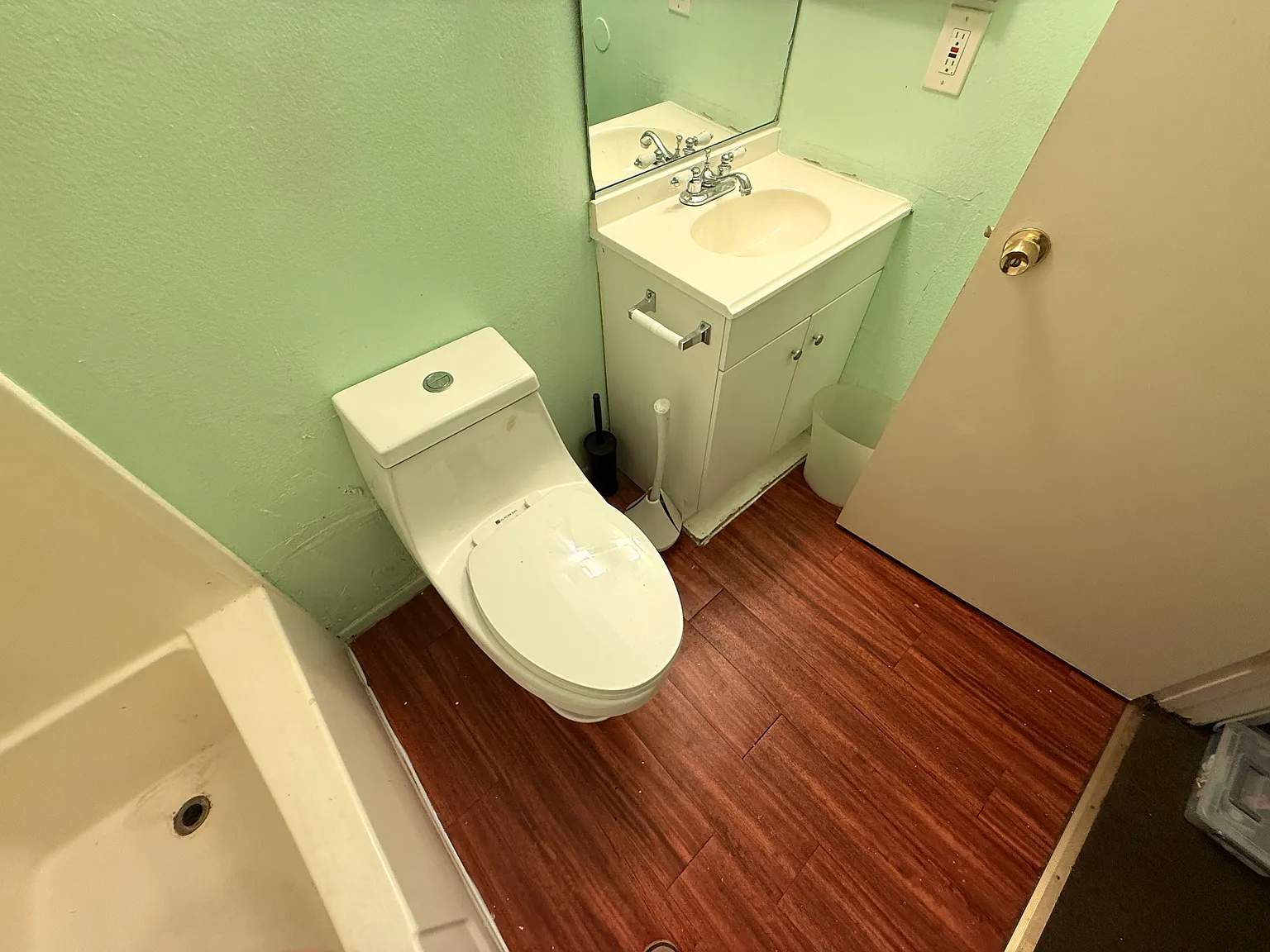 3 bed, $870 — Photo 4