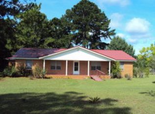 5877 College Ave, Blackshear, GA 31516