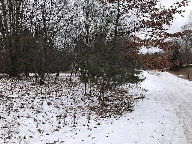 2nd image of 10033 Sweet Tree Ln