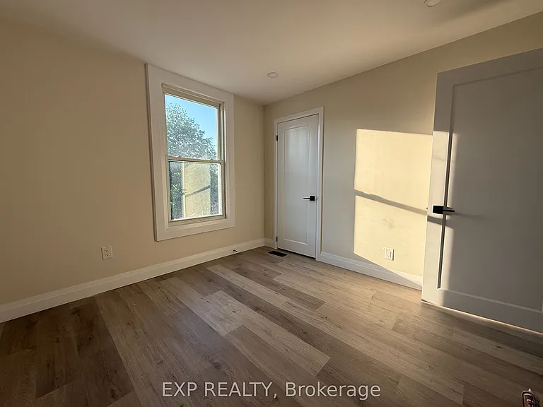 122 Alice St #UPPER — Photo 18