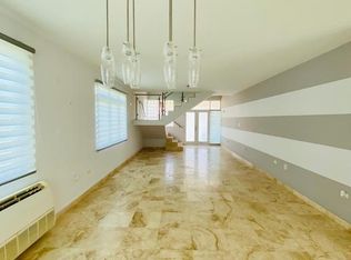 1216 Calle Marbella, Carolina, PR 00983