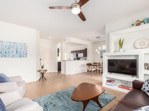 3rd image of 15635 W Desert Crown Way