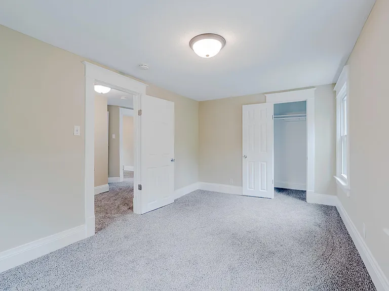 232 Lathrop St — Photo 15