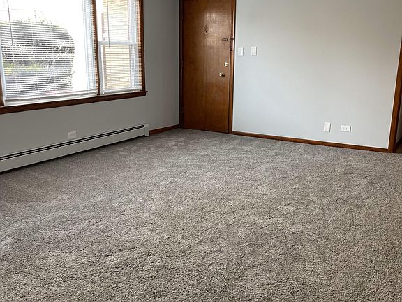 5th image of 11830 S Karlov Ave APT 1W