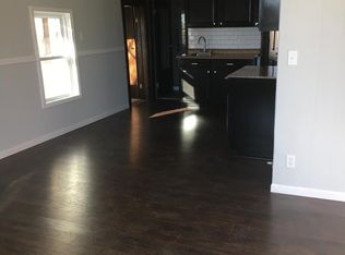 106 E Clarence St, Milwaukee, WI 53207
