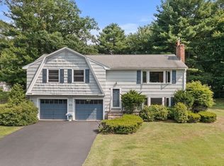 19 Ledgewood Dr, Canton, MA 02021