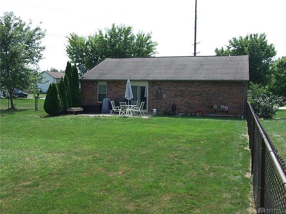 3rd image of 2505 Miami Village Dr