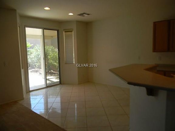 5th image of 5042 Willowlyn Ct #0