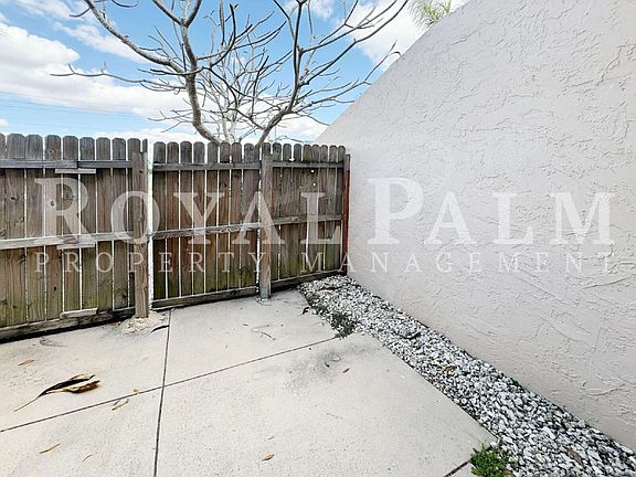 2nd image of 1981 Trailwinds Dr APT 103