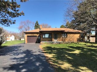 1169 Upper Mountain Rd, Lewiston, NY 14092