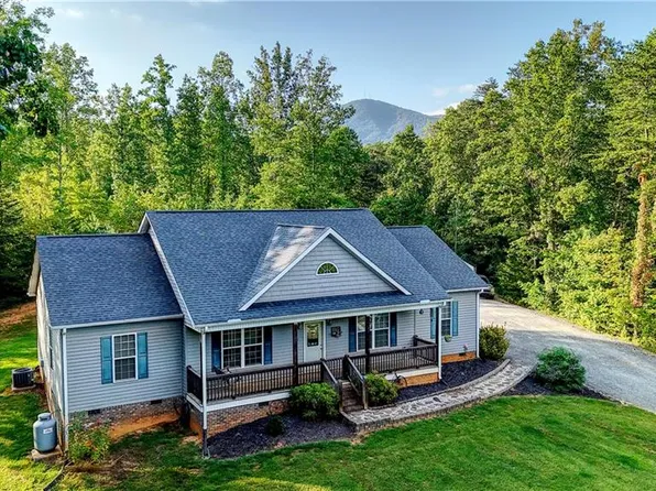 2205 Round Peak Church Rd, Lowgap, NC 27024