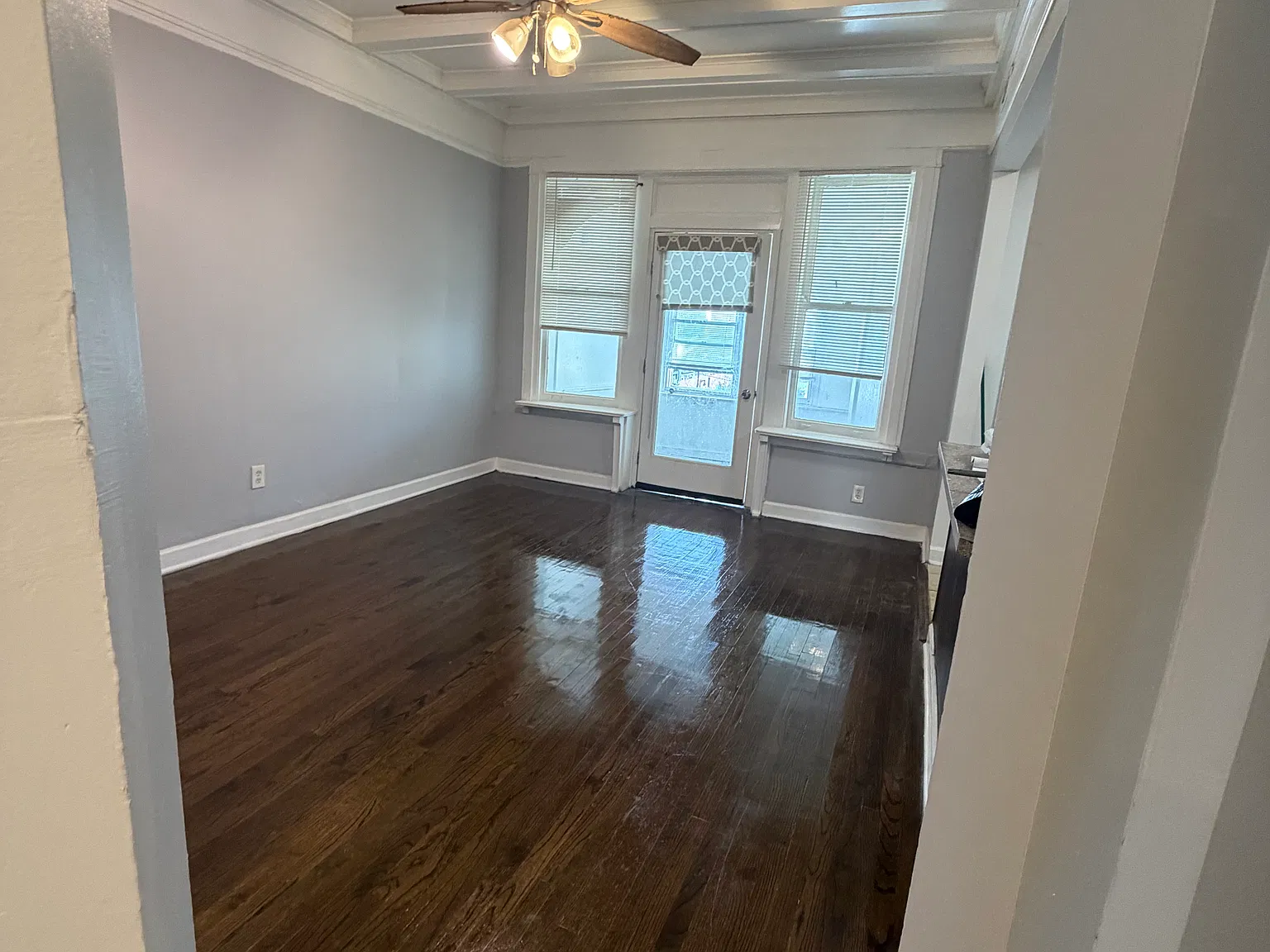 4 bed, 1400 sqft, $2,000 — Photo 2