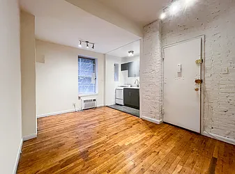 Rented by Kahen Properties