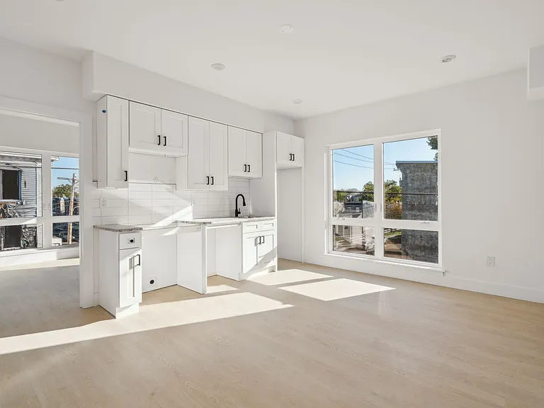 2402 W Montgomery Ave #4 — Photo 8