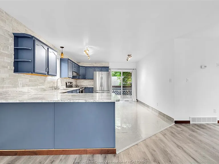 6860 Matchette Rd #UPPER — Photo 5
