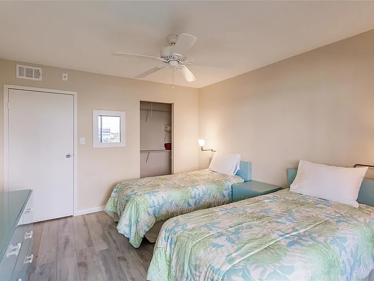 1055 W Peppertree Dr #506AA — Photo 22