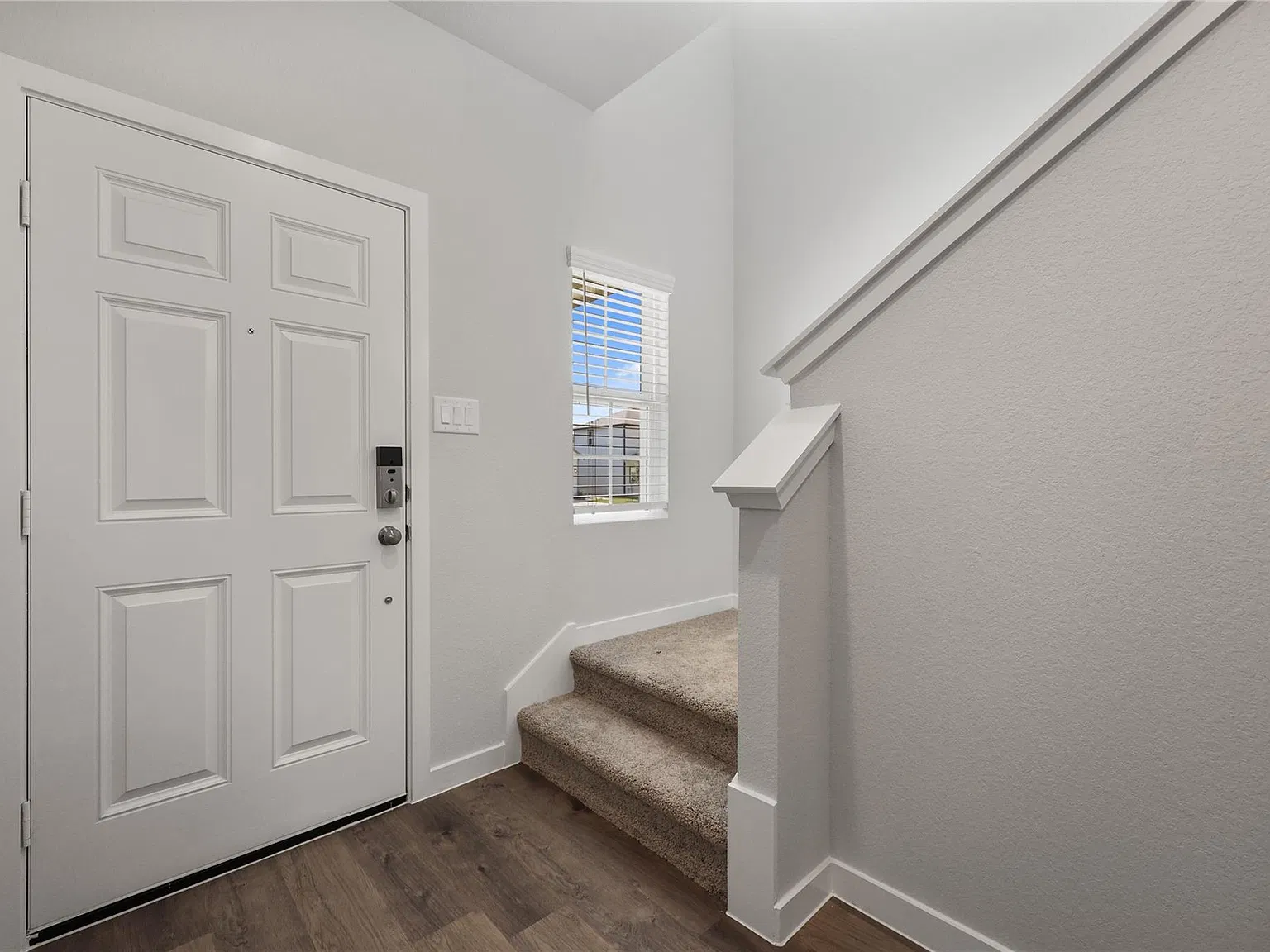 4 bed, 2.5 bath, 1785 sqft, $1,965 — Photo 4