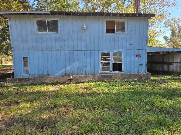 466 Trinity Rd, Dayton, TX 77535