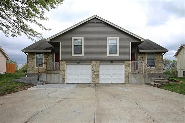 1st image of 413-15 Lee Dr