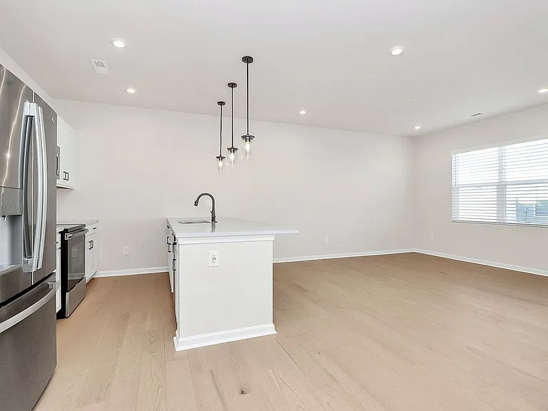2153 Endeavor Run — Photo 10
