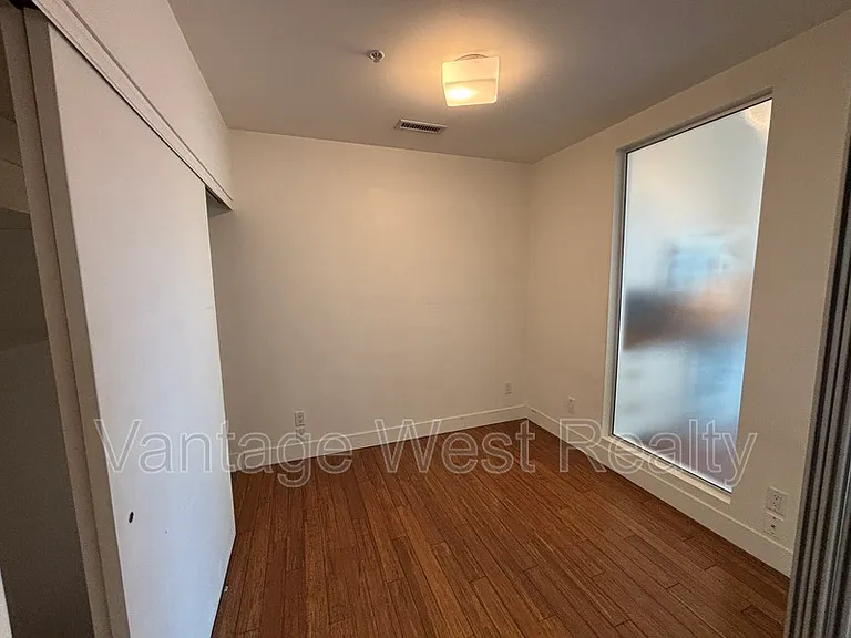 1289 Ellis St #218 — Photo 9