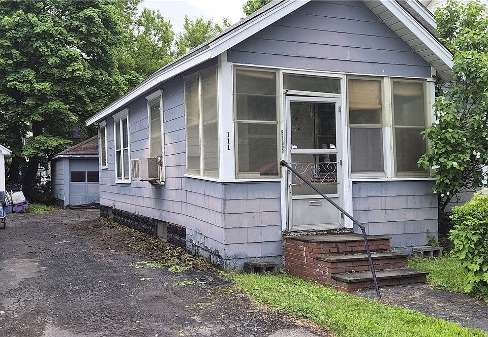 1st image of 111 Kincaid Ave