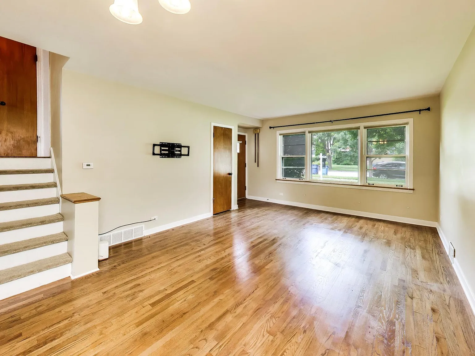 3 bed, 1493 sqft, $3,250 — Photo 4
