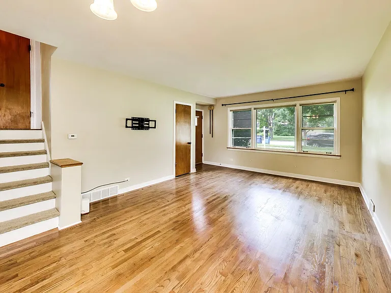 679 S Spring Rd — Photo 4