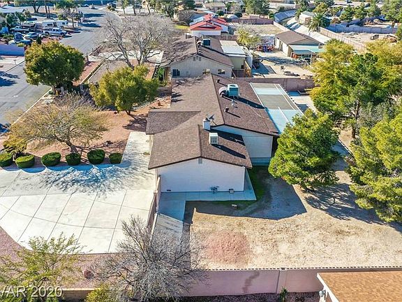 3rd image of 2794 Horseshoe Dr