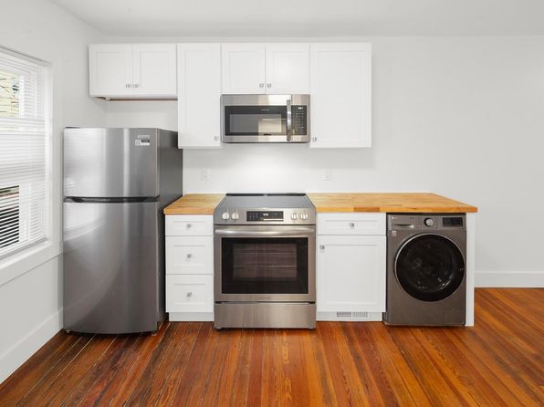 323 Williams St Floor 2