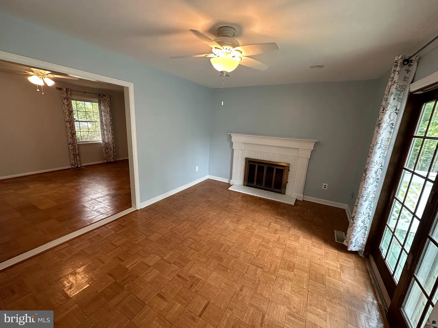 5 bed, 2.5 bath, 1920 sqft, $3,550 — Photo 4