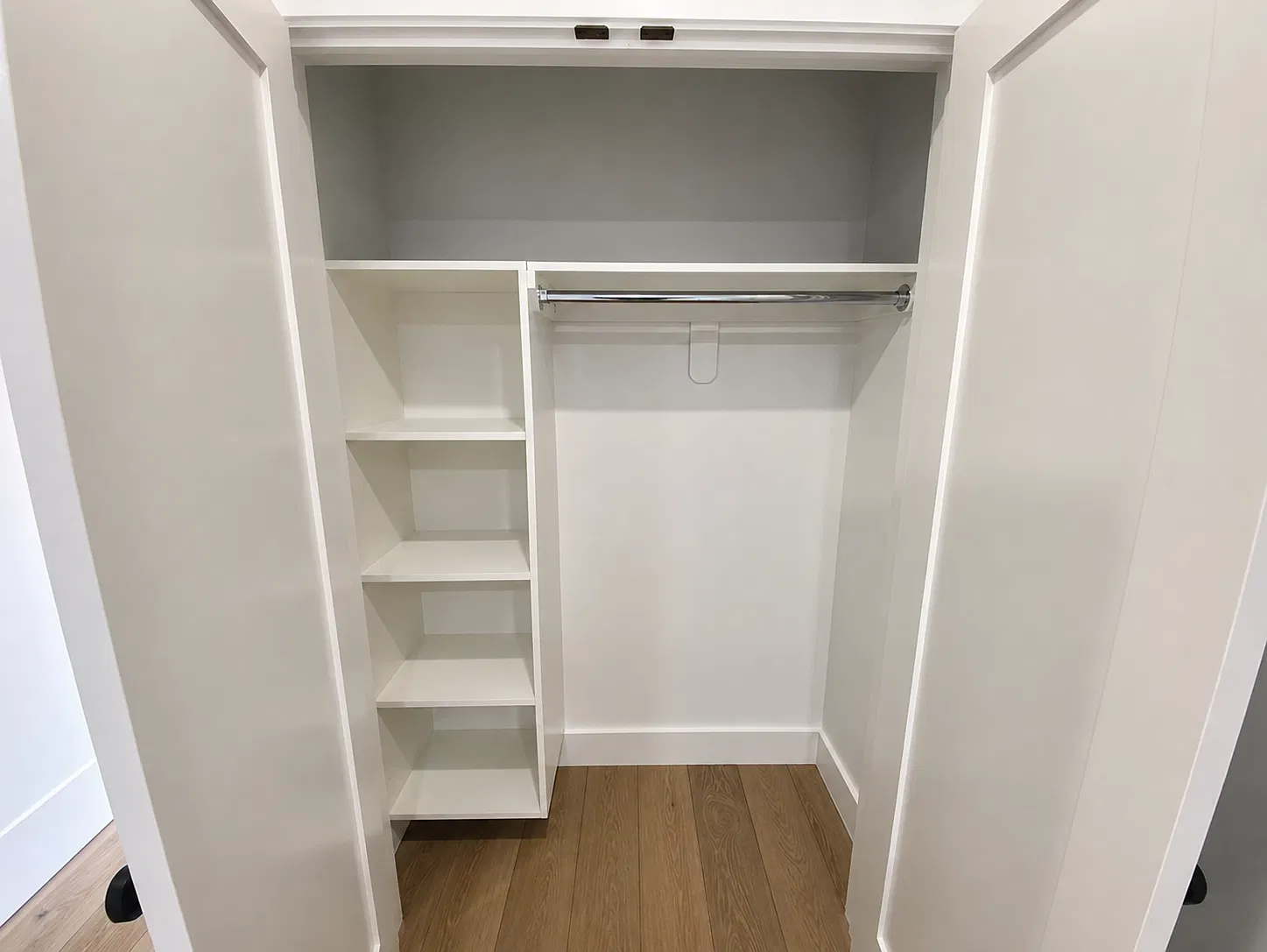2 bed, 1196 sqft, $3,900 — Photo 3