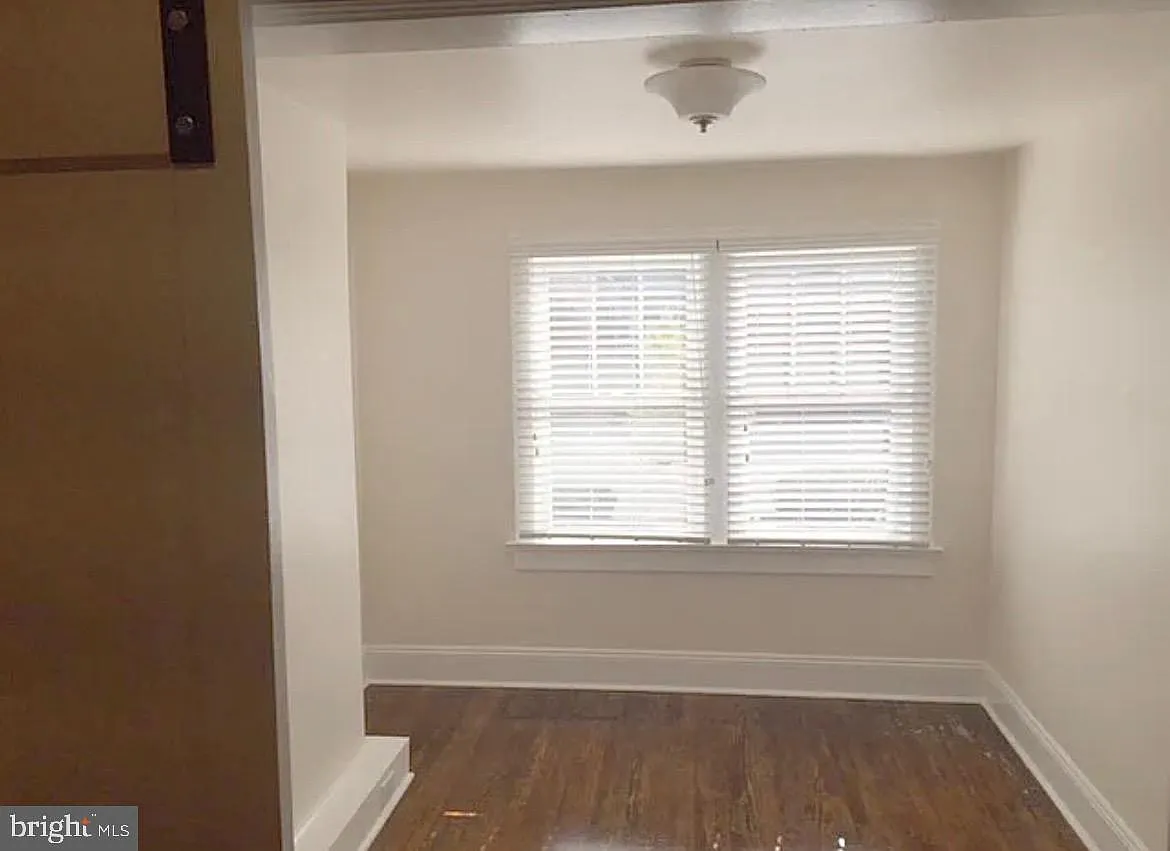 1 bed, 400 sqft, $1,350 — Photo 1