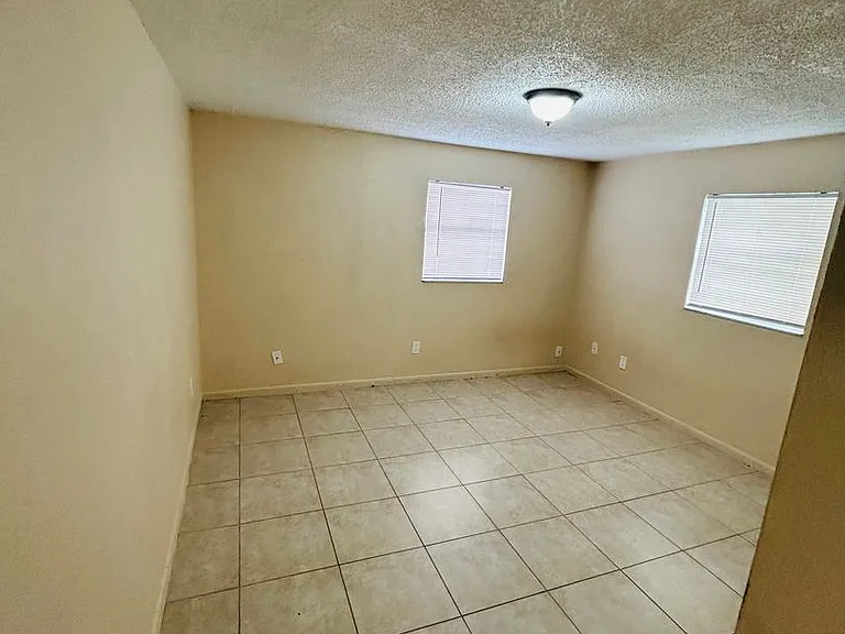 Charming 2-bedroom, 1-bathroom condo — Photo 7