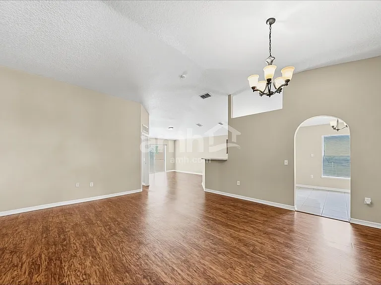 312 Azores Pl — Photo 8