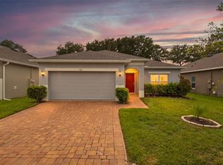 1181 Stratton Ave, Groveland, FL 34736