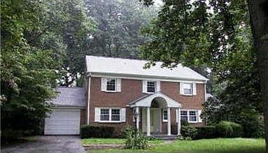 1st image of 1025 Douglass Dr